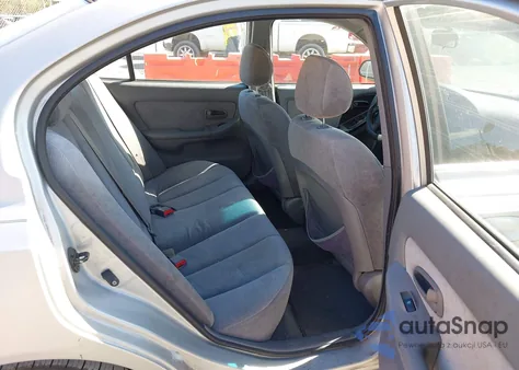 2005 Hyundai Elantra Gls/Gt from USA, damaged, VIN KMHDN46D35U179747